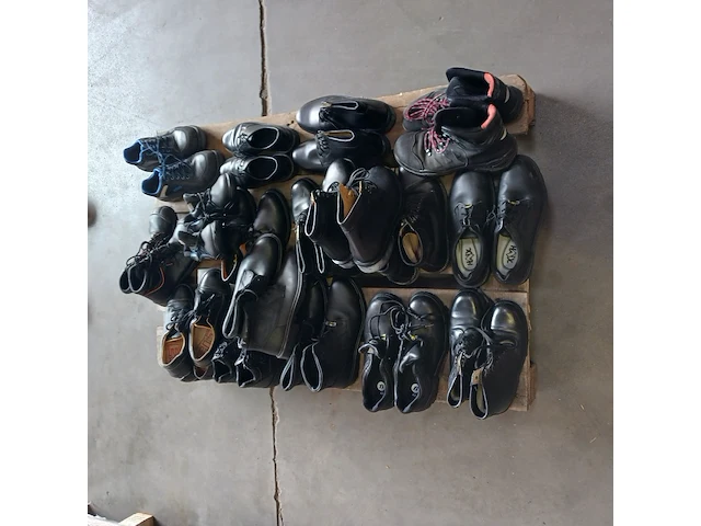 Ca. 18x diverse werk / kantoor schoenen, emma, atlas, gerba, defensie, neskrid - afbeelding 5 van  11