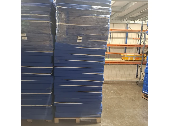 Ca. 18x matras - afbeelding 1 van  3