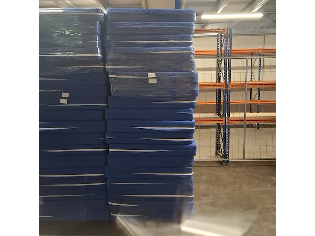 Ca. 18x matras - afbeelding 1 van  3