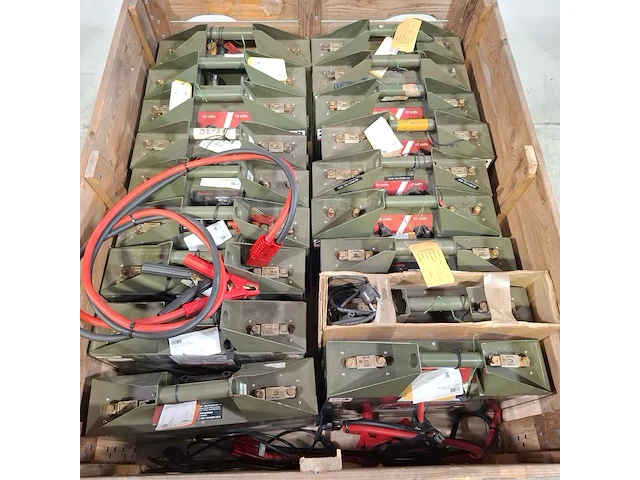 Ca. 18x start hulp, powervamp, o.a. nato 200 - afbeelding 2 van  10