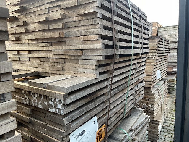 Ca. 190x guyana ipé planken fijnbezaagd, 22x105mm, lengte 103/105cm, 87/125cm - afbeelding 2 van  3