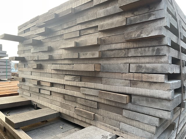 Ca. 190x guyana ipé planken fijnbezaagd, 22x105mm, lengte 103/105cm, 87/125cm - afbeelding 3 van  3