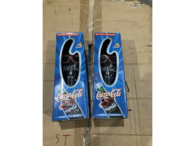 Ca. 192x happy cola dansende colaflesjes, tiandu, caixin cele - afbeelding 1 van  4