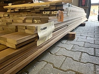 Ca. 195x ipé country grade planken geschaafd, 21x70mm, lengte 46/185cm, 25/215cm, 25/245cm, 23/275cm, 12/305cm, 17/335cm, 24/365cm, 4/400cm, 8/430cm, 11/490cm - afbeelding 2 van  3