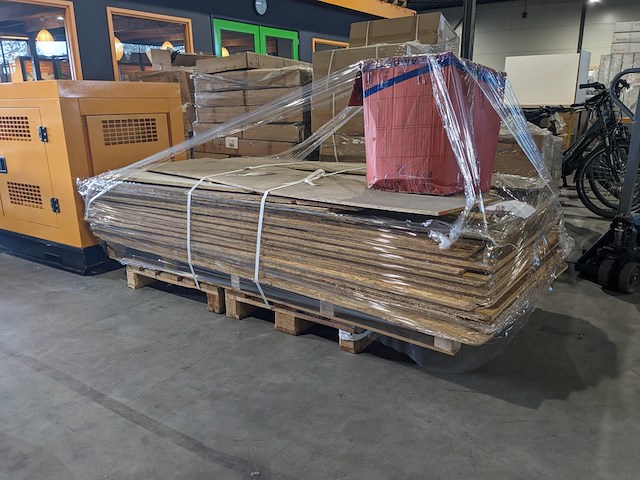 Ca. 19x spaanplaten - afbeelding 1 van  5