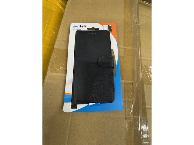 Ca. 2000x telefoonhoesjes switchme - afbeelding 4 van  8