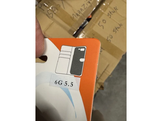 Ca. 2000x telefoonhoesjes switchme - afbeelding 3 van  6