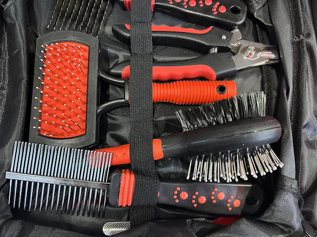 Ca. 20x 8-in-1 huisdieren verzorging set - afbeelding 4 van  4