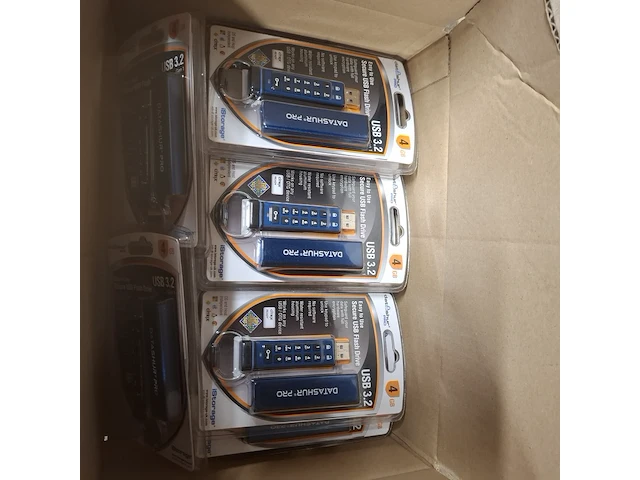 Ca. 20x beveiligde usb-stick, istorage, datashur pro, 4gb - afbeelding 3 van  3