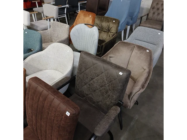 Ca. 20x eetkamerstoelen assorti, zazuhome - afbeelding 7 van  9