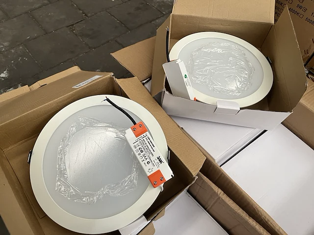 Ca. 20x led inbouwspot/-paneel 30w 3500k met led driver ellipz lighting - afbeelding 6 van  7