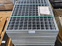Ca. 20x persrooster antislip staal verzinkt - afbeelding 2 van  5