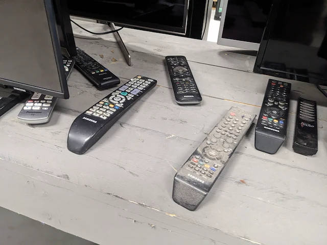 Ca. 20x televisies, samsung, sony, lg, oled, lcd, led - afbeelding 5 van  45