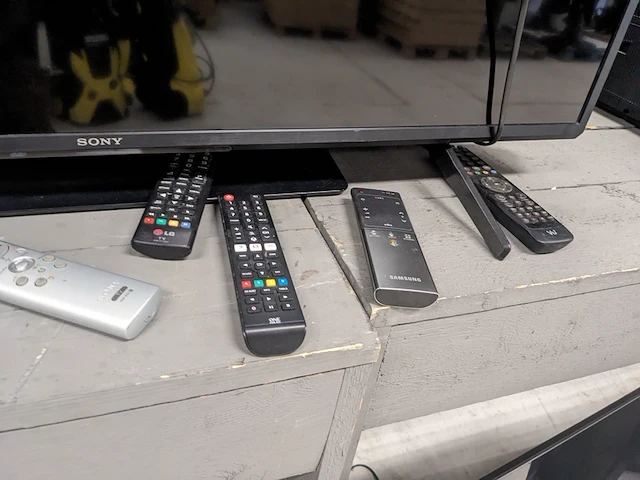 Ca. 20x televisies, samsung, sony, lg, oled, lcd, led - afbeelding 7 van  45