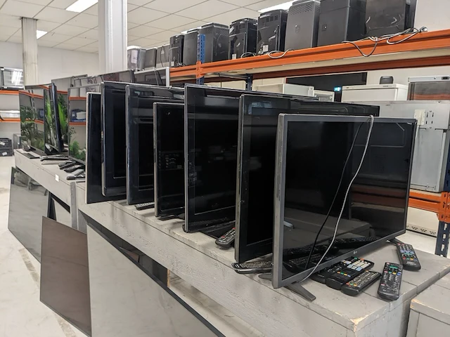 Ca. 20x televisies, samsung, sony, lg, oled, lcd, led - afbeelding 14 van  45
