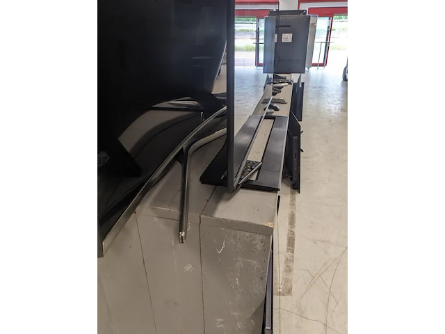 Ca. 20x televisies, samsung, sony, lg, oled, lcd, led - afbeelding 43 van  45