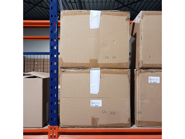 Ca. 20x voetbalschoenen - rood/zwart - mixpartij, dores - afbeelding 4 van  4