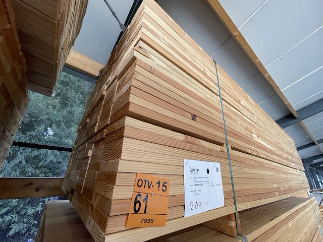 Ca. 210x douglas vlonderplanken, 25x140mm, lengte 300cm - afbeelding 4 van  4