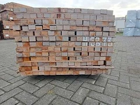 Ca. 210x massaranduba regels fijnbezaagd, 40x60mm, lengte 250cm - afbeelding 3 van  4