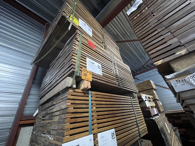 Ca. 214x guyana ipé planken geschaafd, 21x145mm, lengte 165/65cm, 49/125cm - afbeelding 4 van  5