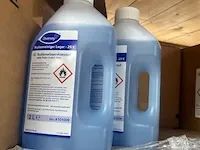 Ca. 216x flacon ruitenwisservloeistof 2l tot -25 diversey - afbeelding 2 van  5
