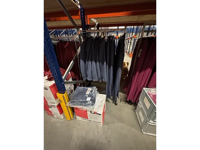 Ca. 21x broek en 19x colbert, suitss me, the magnificients, indigo herringbone - afbeelding 5 van  9