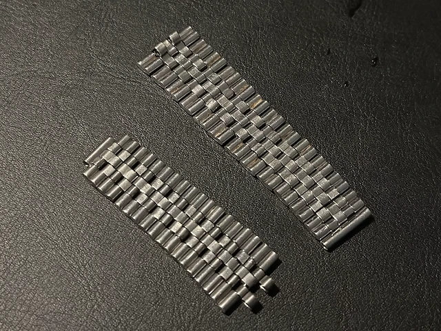 Ca. 21x schakels, rolex, folded - afbeelding 2 van  2