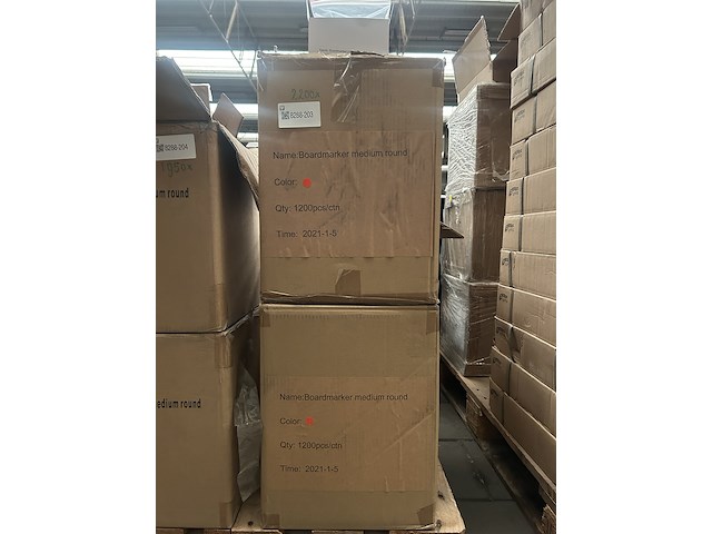 Ca. 2200x boardmarker medium round rood sam creative - afbeelding 1 van  3