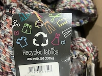 Ca. 223x bloempotjes van gerecyclede kleding - afbeelding 3 van  5