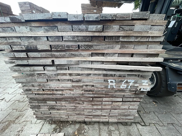 Ca. 228x purple heart planken fijnbezaagd , 27x80mm, lengte 77/305cm 151/335cm - afbeelding 3 van  3