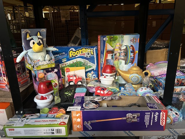 Ca. 22x a-merk speelgoed w.o. nickelodeon paw patrol, casdon dyson, disney, ravensburger, fisher-price - afbeelding 1 van  11