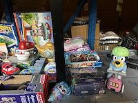 Ca. 22x a-merk speelgoed w.o. nickelodeon paw patrol, casdon dyson, disney, ravensburger, fisher-price - afbeelding 4 van  11