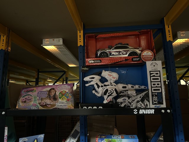 Ca. 22x a-merk speelgoed w.o. nickelodeon paw patrol, casdon dyson, disney, ravensburger, fisher-price - afbeelding 5 van  11