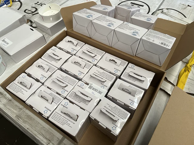 Ca. 22x bewegingsdetector voor bevestiging aan het plafond renkforce - afbeelding 1 van  5