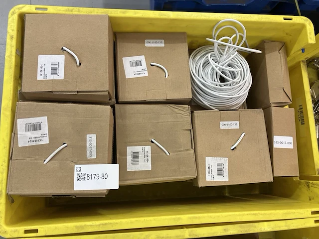 Ca. 22x dozen gordijnveer a 30 mtr inclusief bak - afbeelding 1 van  6