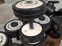 Ca. 22x dumbells, o.a. technogym - afbeelding 4 van  7