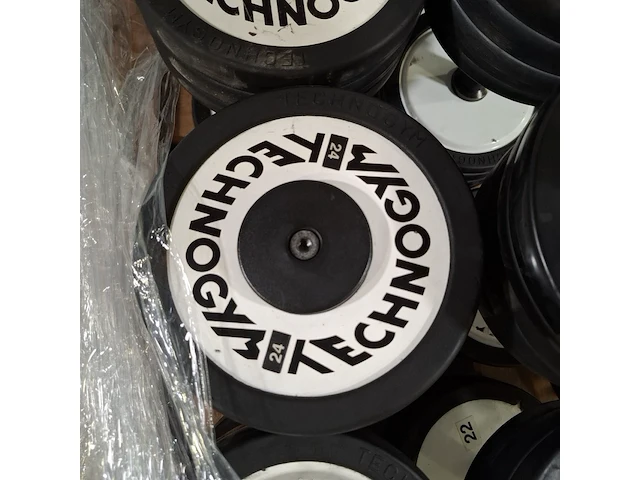 Ca. 22x dumbells, o.a. technogym - afbeelding 5 van  7