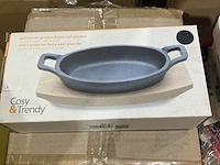Ca. 22x gietijzeren gratinschotels met plankje, cosy&trendy - afbeelding 3 van  4