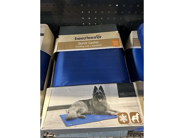 Ca. 22x koelmat voor huisdieren beeztees - afbeelding 2 van  5