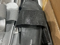 Ca. 22x paar slippers met glitters, zwart/zilver - afbeelding 2 van  7