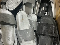 Ca. 22x paar slippers met glitters, zwart/zilver - afbeelding 4 van  7