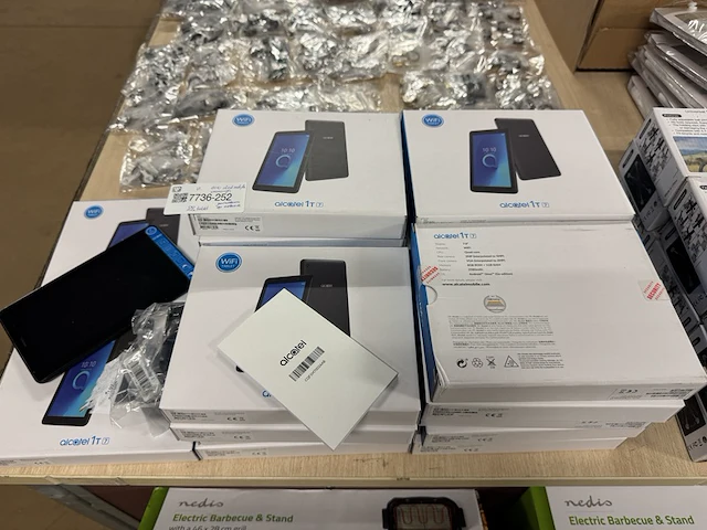 Ca. 22x tablet alcatel, 1t7 - afbeelding 1 van  4