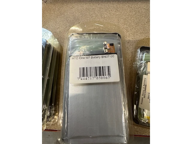 Ca. 230x batterij/accu - afbeelding 23 van  33