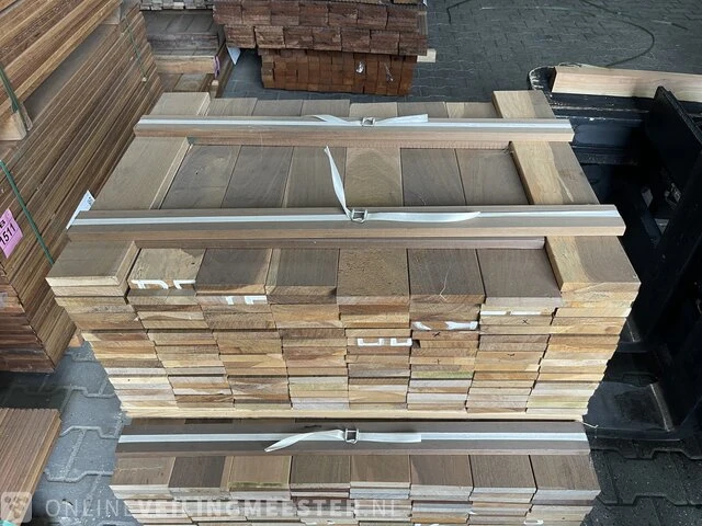 Ca. 234x ipé prime hardhouten planken gescchaafd, 21x120mm, lengte 130/65cm, 104/95cm - afbeelding 1 van  3
