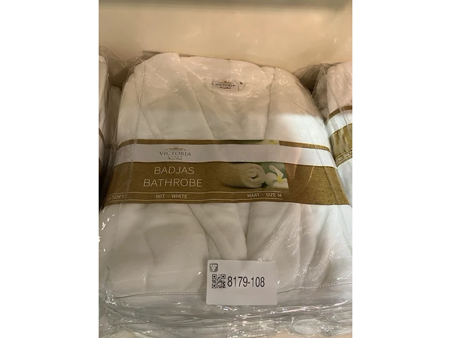 Ca. 23x badjas victoria extra soft maat m - afbeelding 1 van  2
