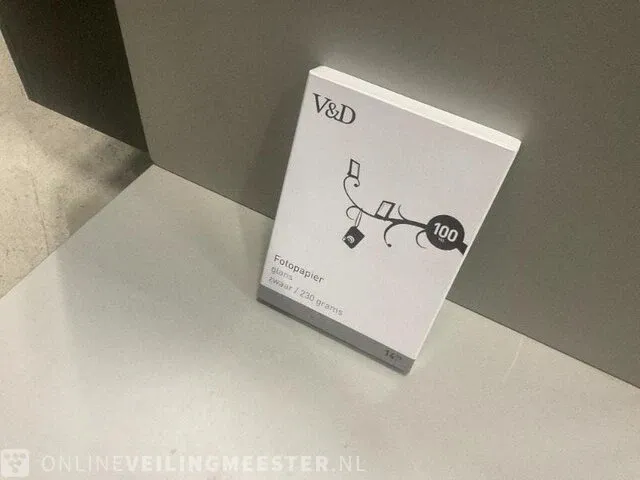Ca. 24.000x fotopapier a4 230gram v&d, glossy, wit, , (40 dozen) - afbeelding 1 van  2