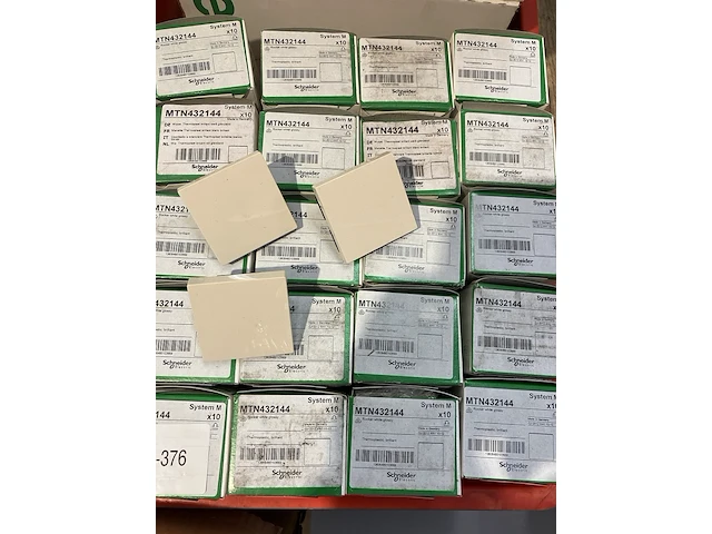 Ca. 240x schneider electric/merten wip t.b.v. schakelaar - afbeelding 1 van  4