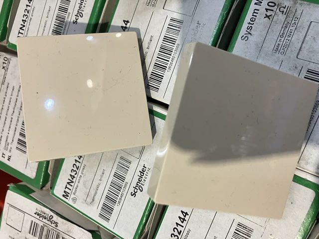 Ca. 240x schneider electric/merten wip t.b.v. schakelaar - afbeelding 4 van  4