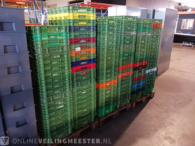Ca. 245x nest en stapelbare kratten, groen - afbeelding 5 van  7