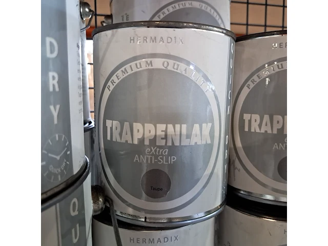 Ca. 24x hermadix trappenlak, parketolie en meubellak - afbeelding 5 van  9
